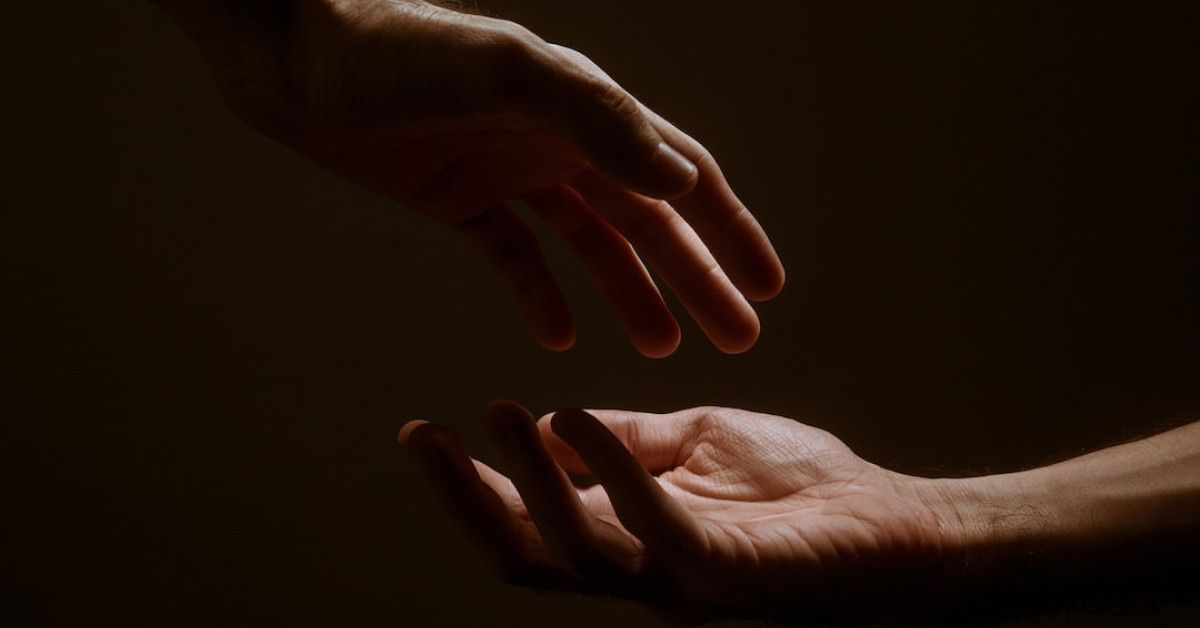 Powerful Prayers for Blessing Friends - Experience God's Grace