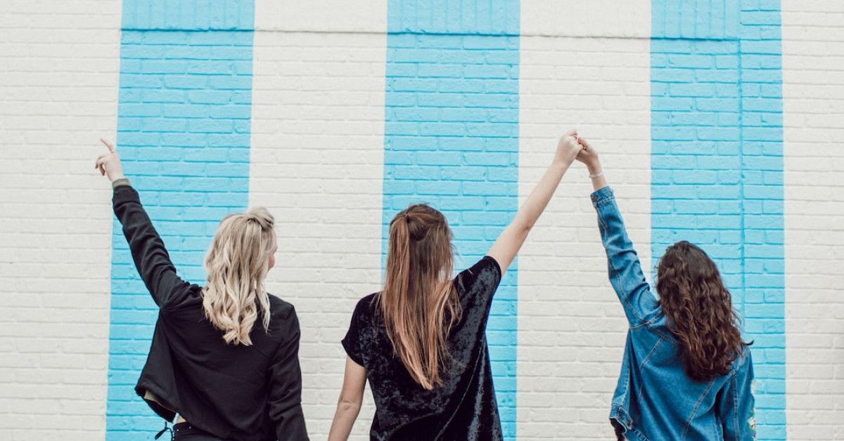 Blessing quotes image to warm your dear friend's heart.